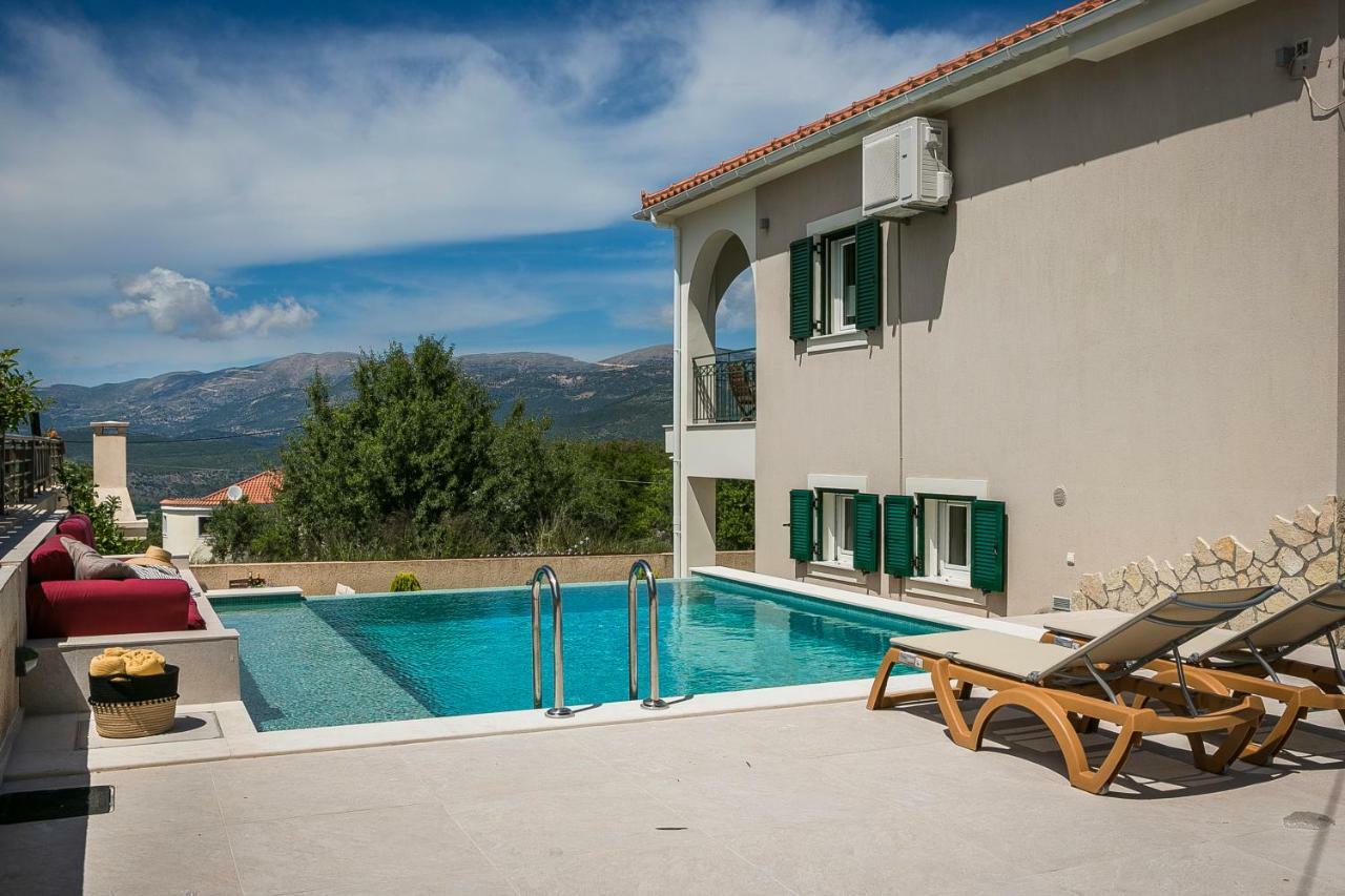 Athinais Lak Villa Lakíthra Exteriér fotografie